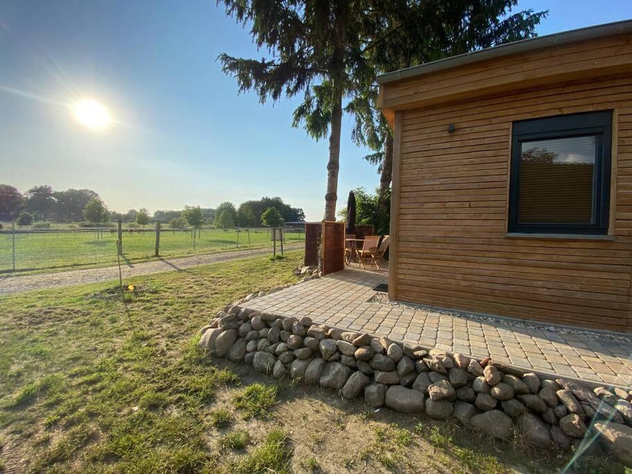 Tiny Haus Straussenblick 2 Villa บาด ฟาลลิงบอสเทล ภายนอก รูปภาพ